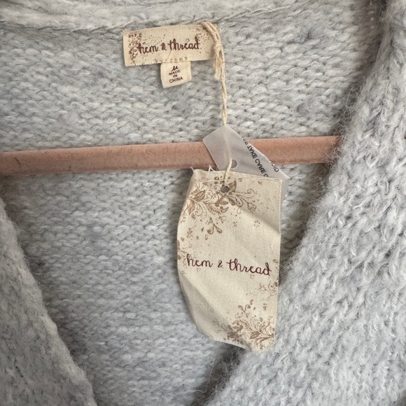 Hem & Thread Hem & Thread Wool Blend Knit Cardigan with Lace Bow - Size Medium - Picture 5 of 6